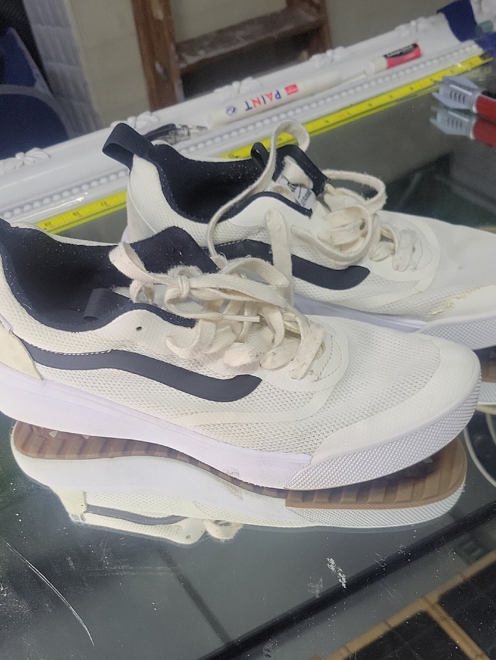 Mens 11 Vans UltraRange Rapidweld in the 'Marshmallow/Black'